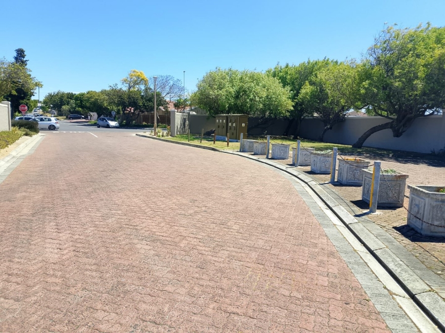 3 Bedroom Property for Sale in Table View Western Cape